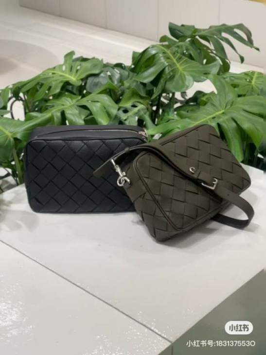 Picture of Bottega Veneta Handbags _SKUfw184064672fw